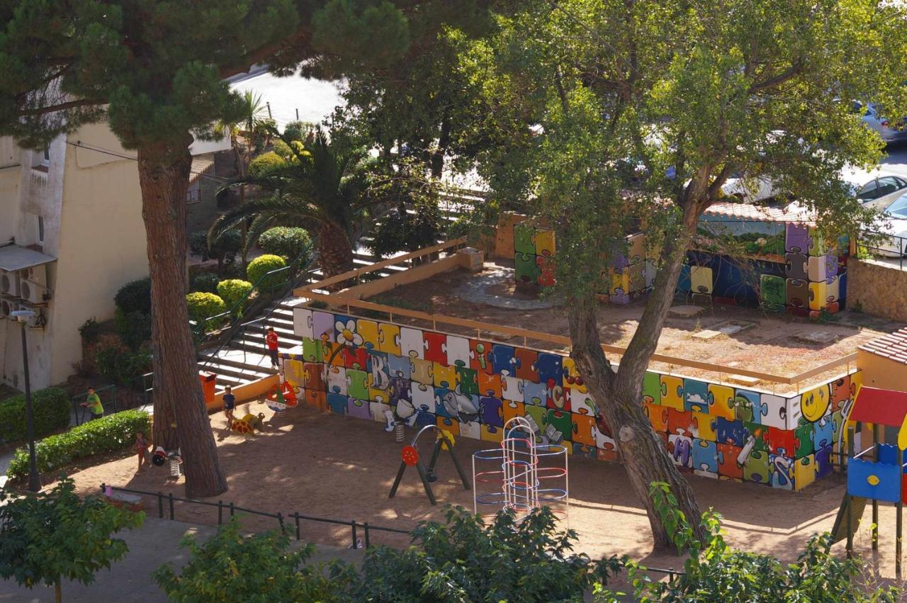 Apartamento Carabelasiente La Brisa Del Mar Tossa de Mar Exteriör bild